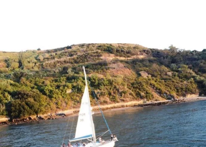 Veleiro Oceanico De 12 M 보트호텔 리스본