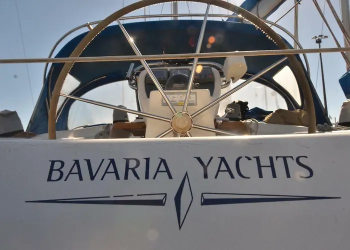 Veleiro Oceanico De 12 M Båthotell *