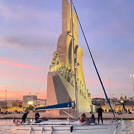 Veleiro Oceanico De 12 M Botel Lisbon